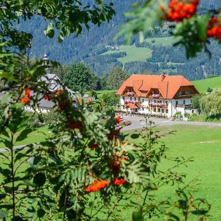 莫泽艾尔彭盖瑟宾馆 Karchau