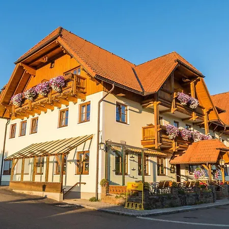 Alpengasthof Moser Karchau